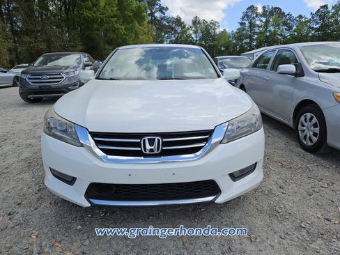 Used 2015 Honda Accord Touring image 3