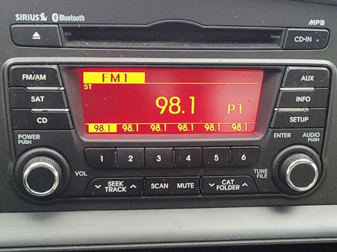 Used 2013 Kia Optima LX image 25