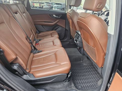 Used 2019 Audi Q7 3.0T Prestige w/ Prestige Package image 18