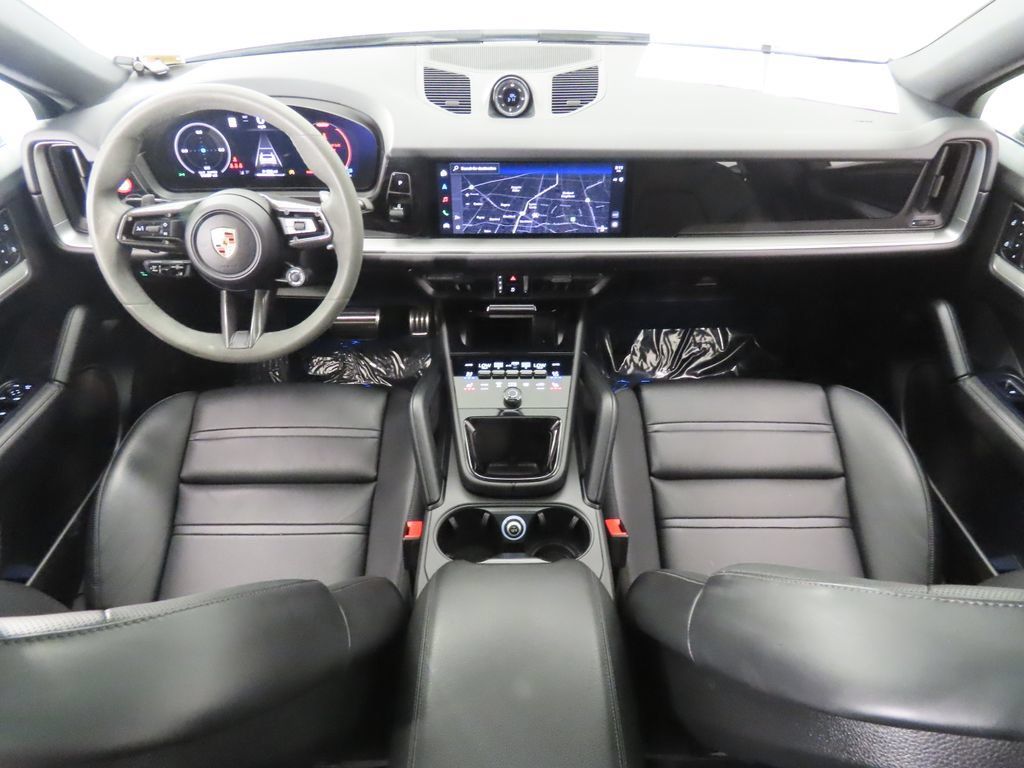 Certified 2025 Porsche Cayenne Coupe AWD/4WD image 15