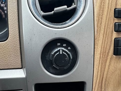 Used 2011 Ford F150 Lariat w/ Lariat Chrome Pkg AWD/4WD image 23