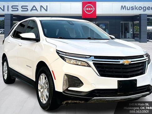 Used 2022 Chevrolet Equinox LT FWD image 1