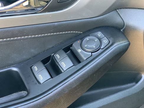 Certified 2023 Chevrolet Traverse LT w/ Midnight/Sport Edition AWD/4WD image 22