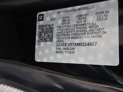 Used 2021 Chevrolet Camaro LT image 39