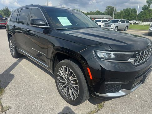 Used 2022 Jeep Grand Cherokee L Summit image 2
