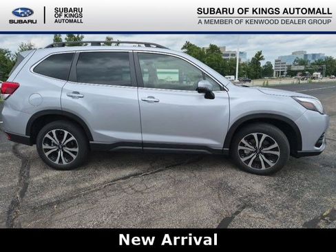 Used 2023 Subaru Forester Limited AWD/4WD image 1