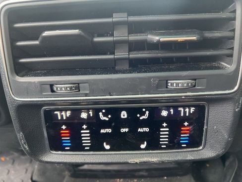 Used 2022 Audi RS Q8 w/ Carbon Optic Package image 16