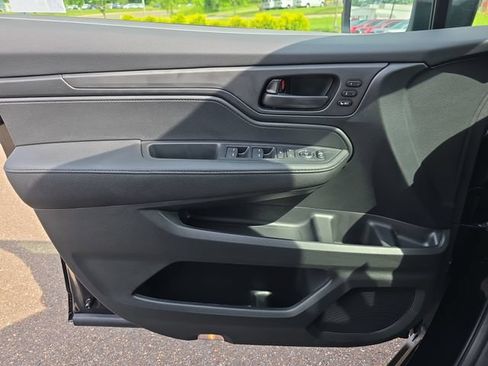 New 2026 Honda Odyssey EX-L image 9