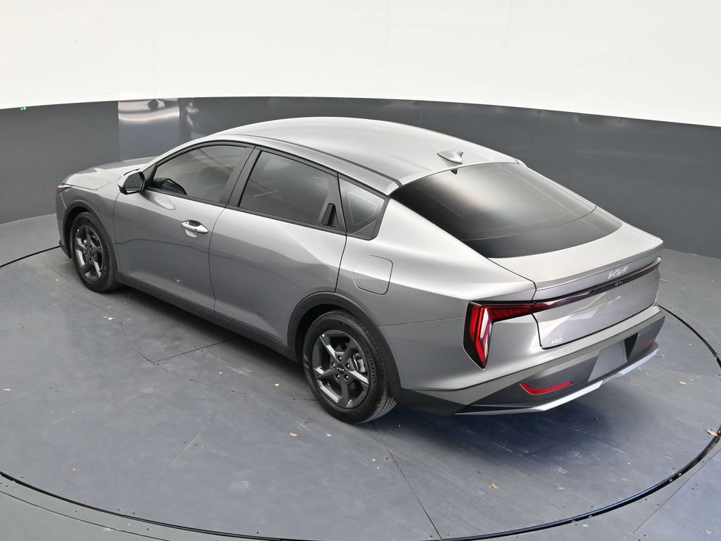Used 2025 Kia K4 FWD image 14