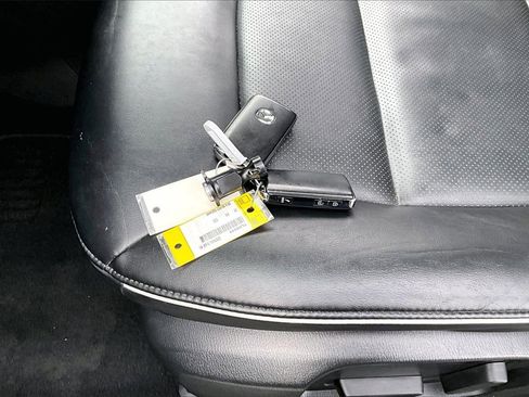 Used 2024 MAZDA CX-5 AWD 2.5 S w/ Select Package image 29