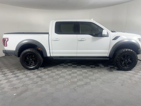 Used 2020 Ford F150 Raptor w/ Equipment Group 802A Luxury image 9