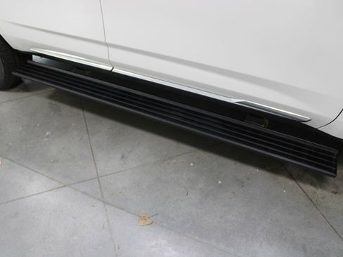 Used 2021 Cadillac Escalade Premium Luxury Platinum w/ Heavy-Duty Trailer Package image 12