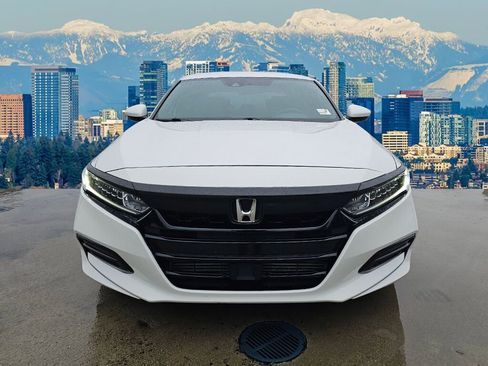 Used 2019 Honda Accord Sport image 3