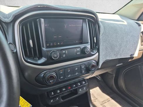 Used 2022 Chevrolet Colorado Z71 w/ Safety Package RWD image 20