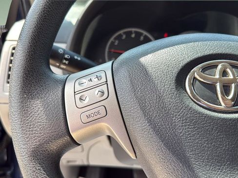 Used 2013 Toyota Corolla LE FWD image 20