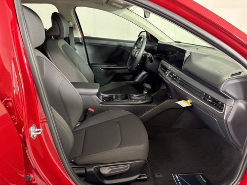 New 2026 Kia K4 FWD image 16