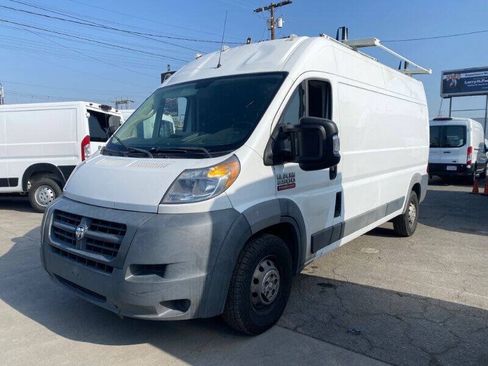 Used 2018 RAM ProMaster 2500 w/ Mopar Trailer Tow Group FWD image 3