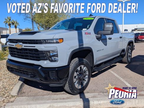 Used 2024 Chevrolet Silverado 2500 Custom w/ Custom Convenience Package image 1