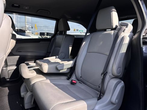 Used 2019 Honda Odyssey EX-L image 24