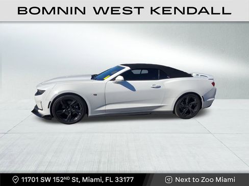 Used 2020 Chevrolet Camaro LT image 4