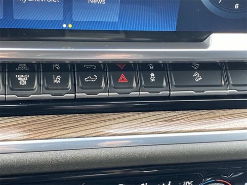 Used 2024 Chevrolet Silverado 2500 LT image 33