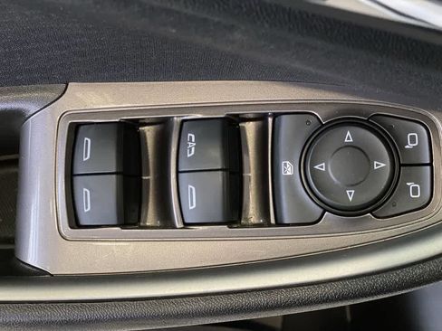 Used 2023 Chevrolet Malibu LT image 16