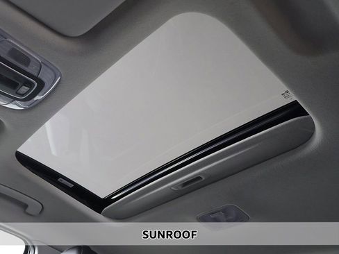 Used 2023 Hyundai Elantra Limited image 4