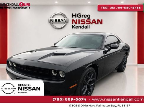 Used 2023 Dodge Challenger SXT w/ Blacktop Package RWD image 1