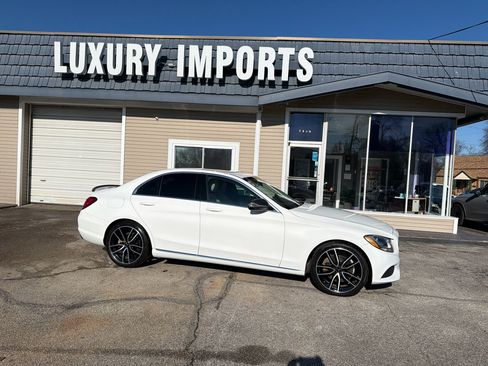 Used 2018 Mercedes-Benz C 300 Sedan image 3