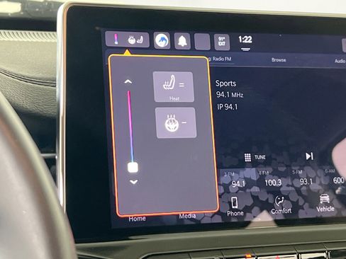 Used 2022 Jeep Compass Latitude w/ Sun and Sound Group image 20