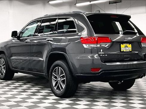 Used 2017 Jeep Grand Cherokee Limited AWD/4WD image 3