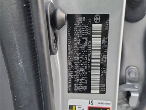 Used 2021 Toyota Camry LE image 24