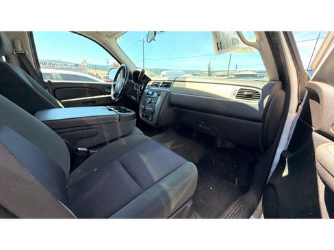 Used 2009 Chevrolet Avalanche LS AWD/4WD image 6