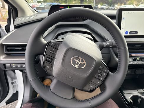 New 2026 Toyota Prius XLE image 16