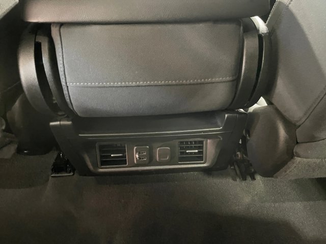 Used 2020 Chevrolet Silverado 2500 LT AWD/4WD image 16