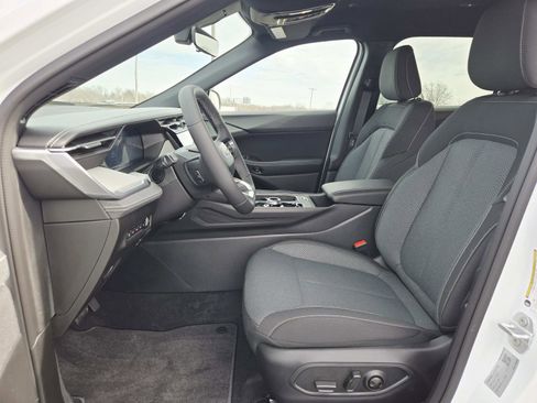 New 2026 Jeep Cherokee Laredo image 11