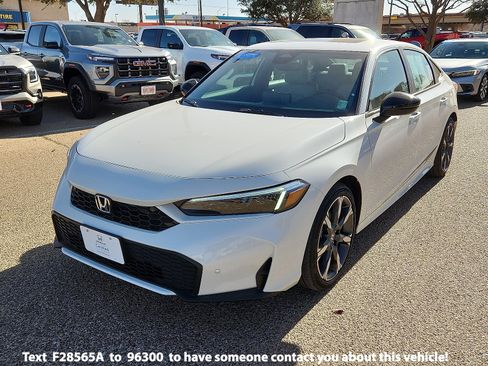 Used 2025 Honda Civic Sport Touring image 1