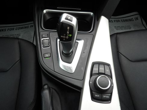 Used 2015 BMW 320i xDrive Sedan image 26