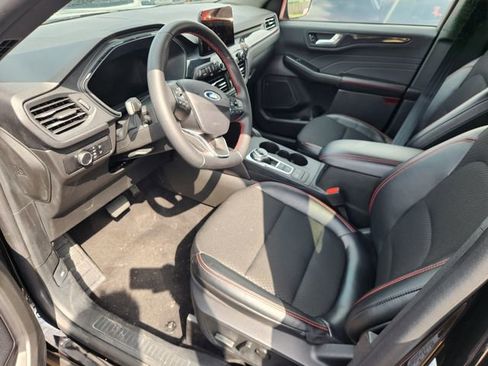 Used 2025 Ford Escape ST-Line image 6