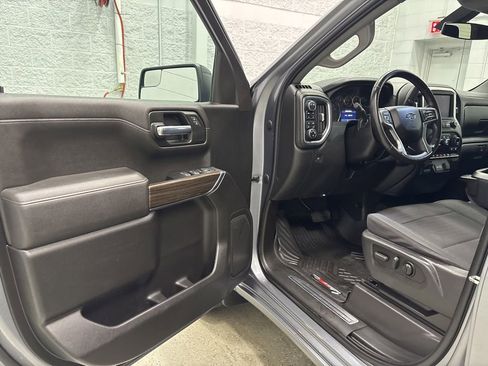 Used 2021 Chevrolet Silverado 1500 RST AWD/4WD image 15
