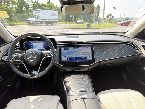Certified 2025 Mercedes-Benz E 350 4MATIC Sedan w/ Winter Package image 10