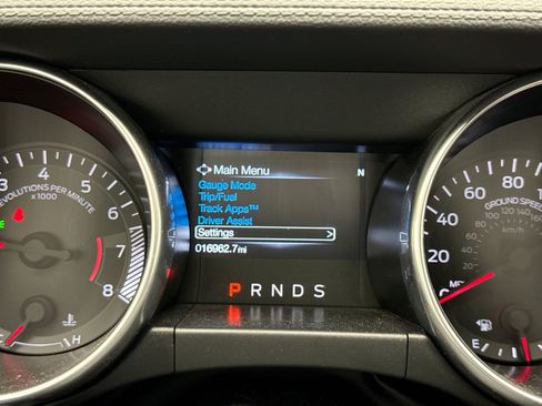 Used 2019 Ford Mustang Coupe w/ Black Accent Package RWD image 9