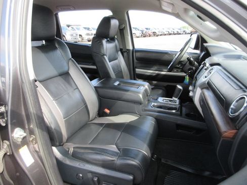 Used 2018 Toyota Tundra Limited AWD/4WD image 24