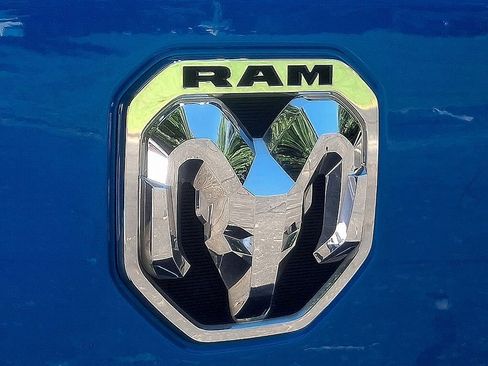 Used 2024 RAM 1500 Laramie image 30