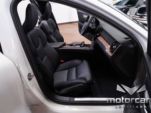 Used 2024 Volvo S60 B5 Ultimate image 30