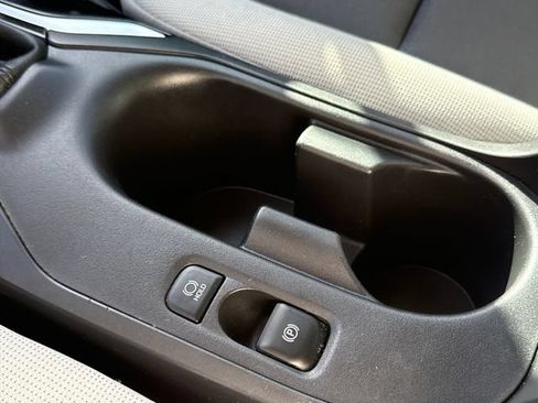 Used 2024 Toyota Corolla LE FWD image 27