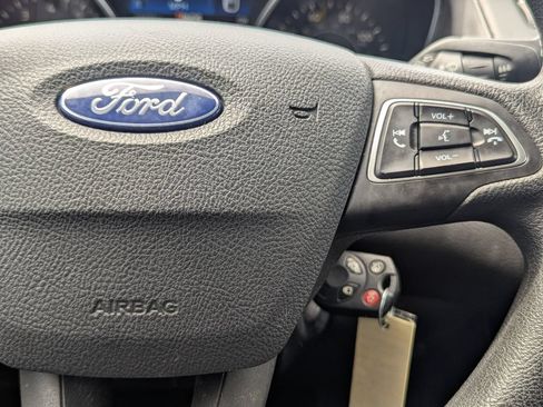 Used 2018 Ford Focus SEL FWD image 15