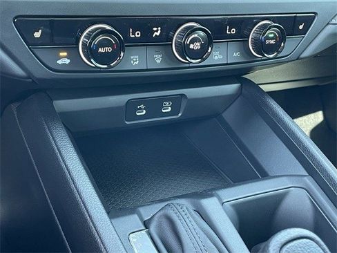 New 2025 Honda Accord SE image 17