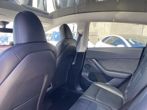 Used 2023 Tesla Model Y Long Range image 22