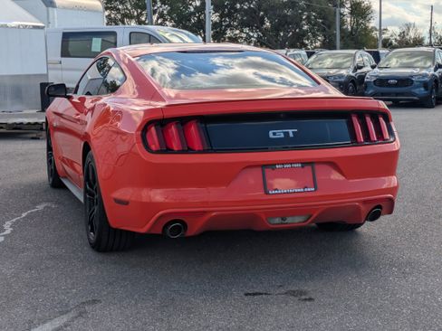 Used 2015 Ford Mustang GT image 6